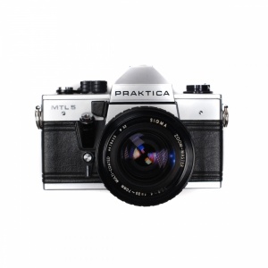 Used Praktica MTL5 + 35-70mm F2.8-4 lens